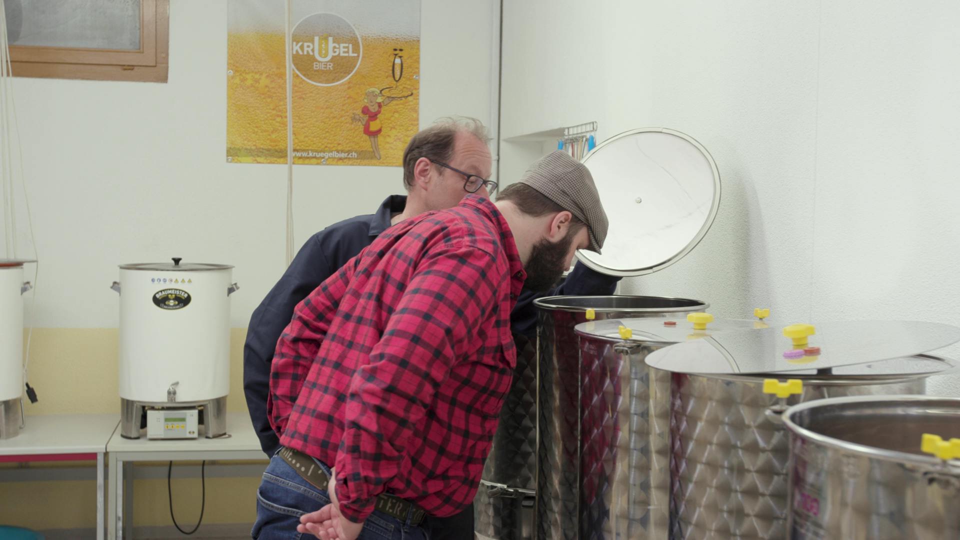 Die beiden Braumeister UrsAnton und Daniel haben sich nun zusammengetan und kreieren in limitierter Auflage ein Krügel-Eichhof-Bier.