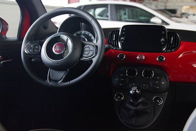 La Fiat 500 est autant attractive à l’extérieur qu’à l’intérieur.
