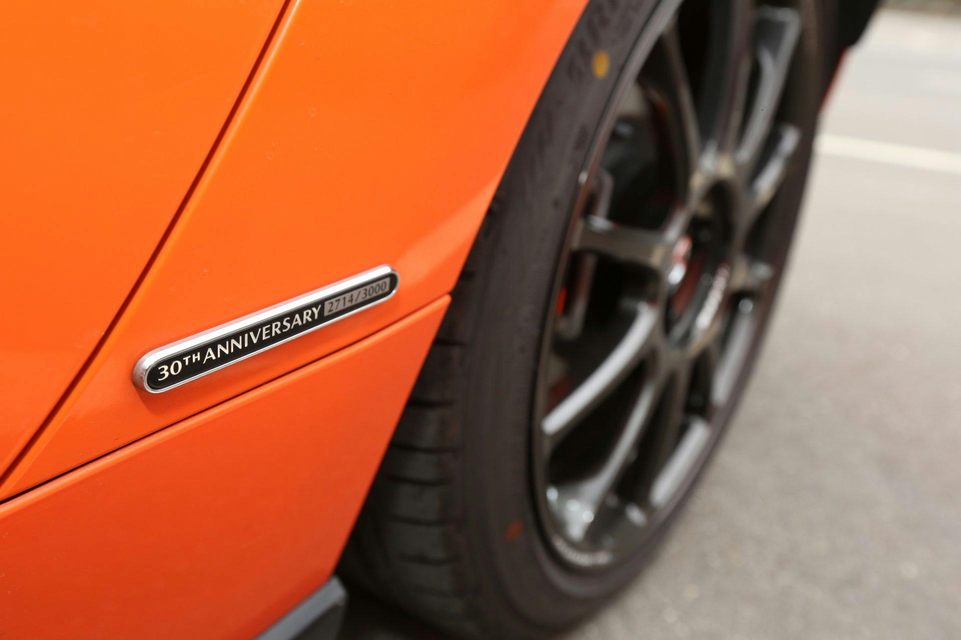 Colorée comme la vie: une Mazda MX-5 orange édition 30e Anniversaire.