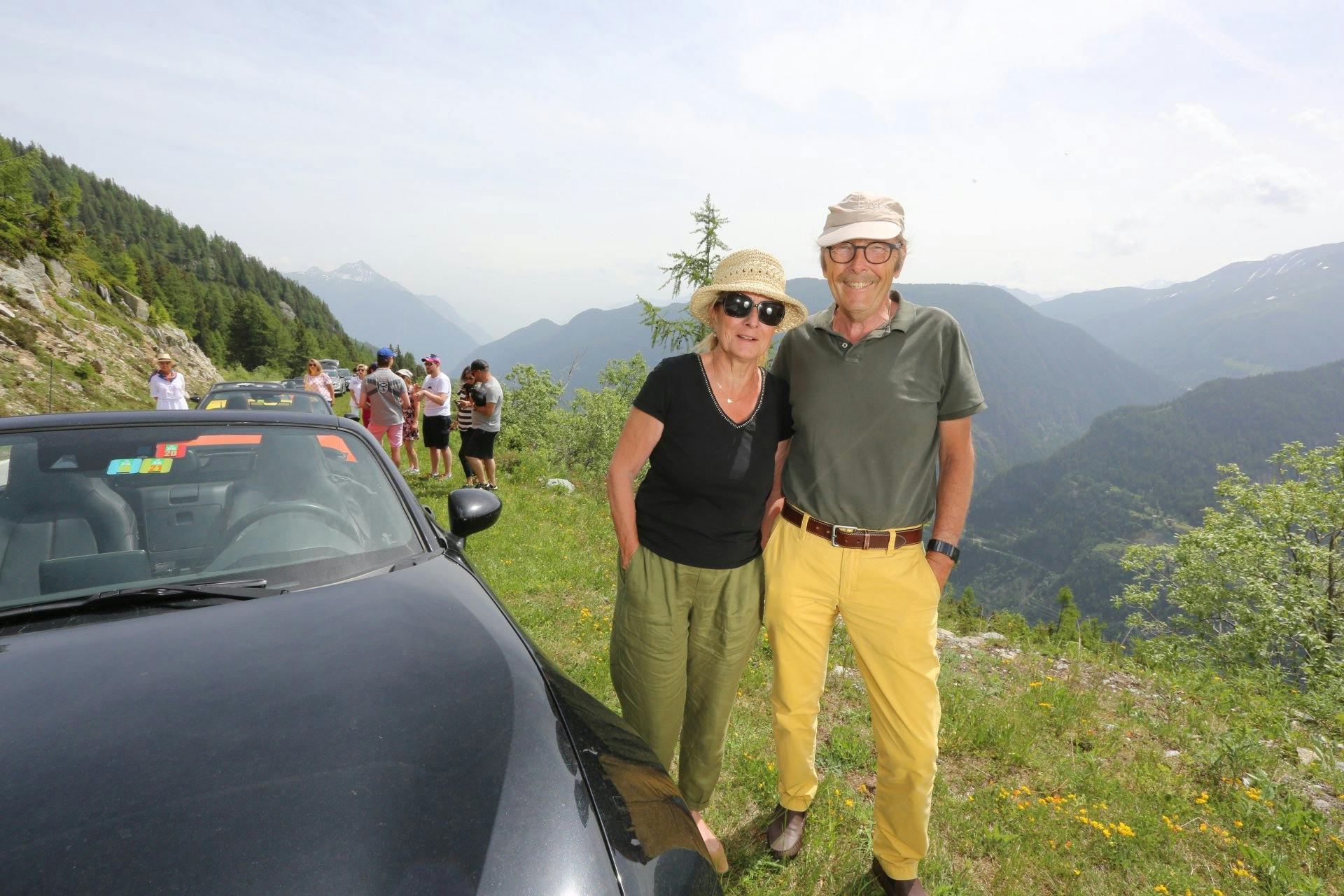 Hommes et femmes, jeunes et moins jeunes, gens normaux ou personnages singuliers: les membres des clubs suisses sont aussi divers que leurs voitures.