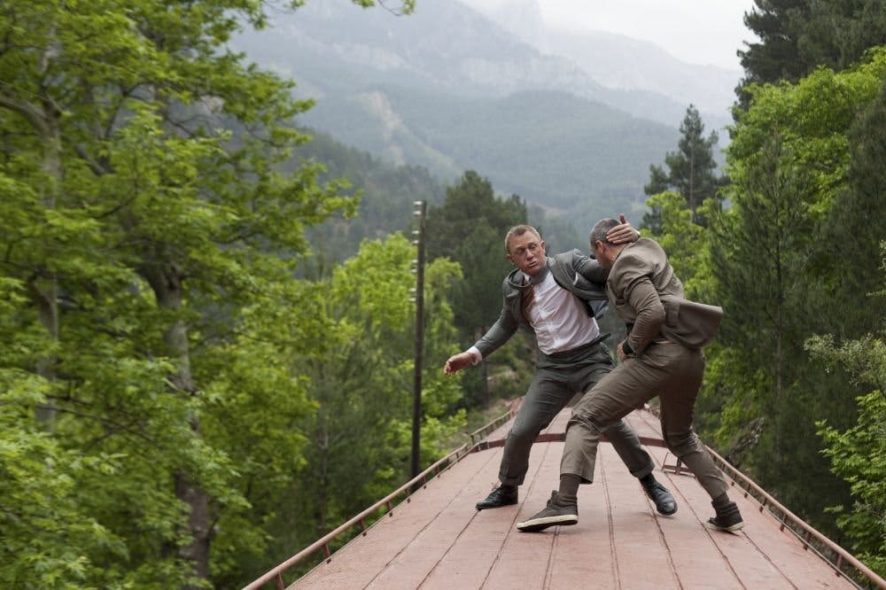 Le scene d'azione sono ancora parte integrante dei film di James Bond.