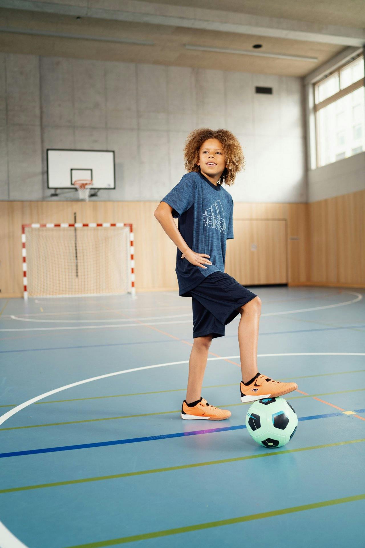 Avec la chaussure d'intérieur de Kangaroos, tous les cours de gym peuvent être maîtrisés.