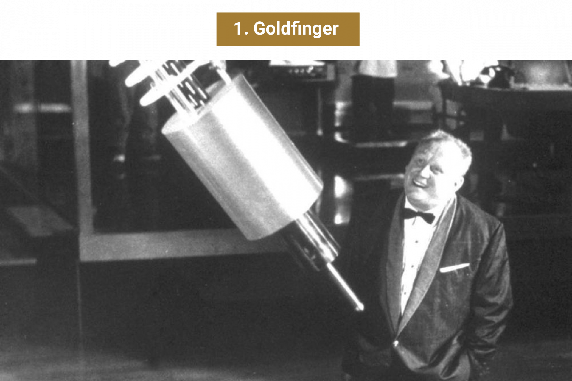 Der beste Bösewicht im für viele besten James-Bond-Film: Der unvergessene Gert Fröbe als Goldfinger sorgt nicht nur für einen genialen Plot (er will F...