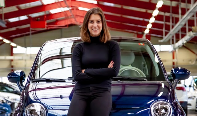 Mitgründerin von Carvolution Léa Miggiano bietet mit dem Auto-Abo eine Alternative zu Kauf und Leasing an.