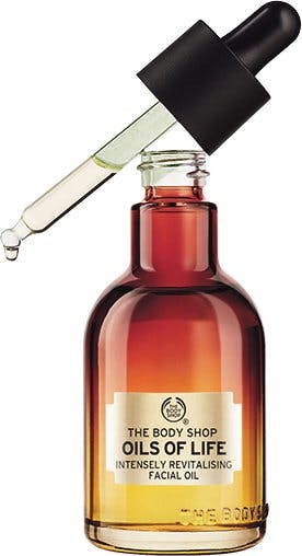 Elisir di bellezza: Olio viso Oils-of-Life, 
fr. 69.95/30 ml, da The Body Shop.