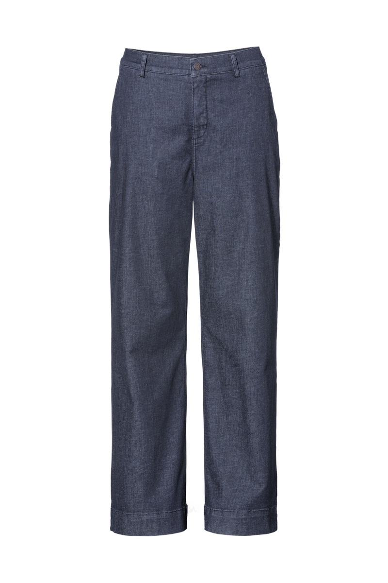 Un pantalon élégant avec sa coupe large, et durable, car en coton bio: pantalon, 59.95 francs,