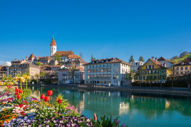 Geschichtsträchtige Romantik: In Thun blüht das Leben. Geschichtsträchtige Romantik: In Thun blüht das Leben.