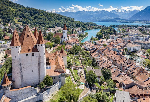 Die Region Thunersee an Land und zu Wasser Die Region Thunersee an Land und zu Wasser