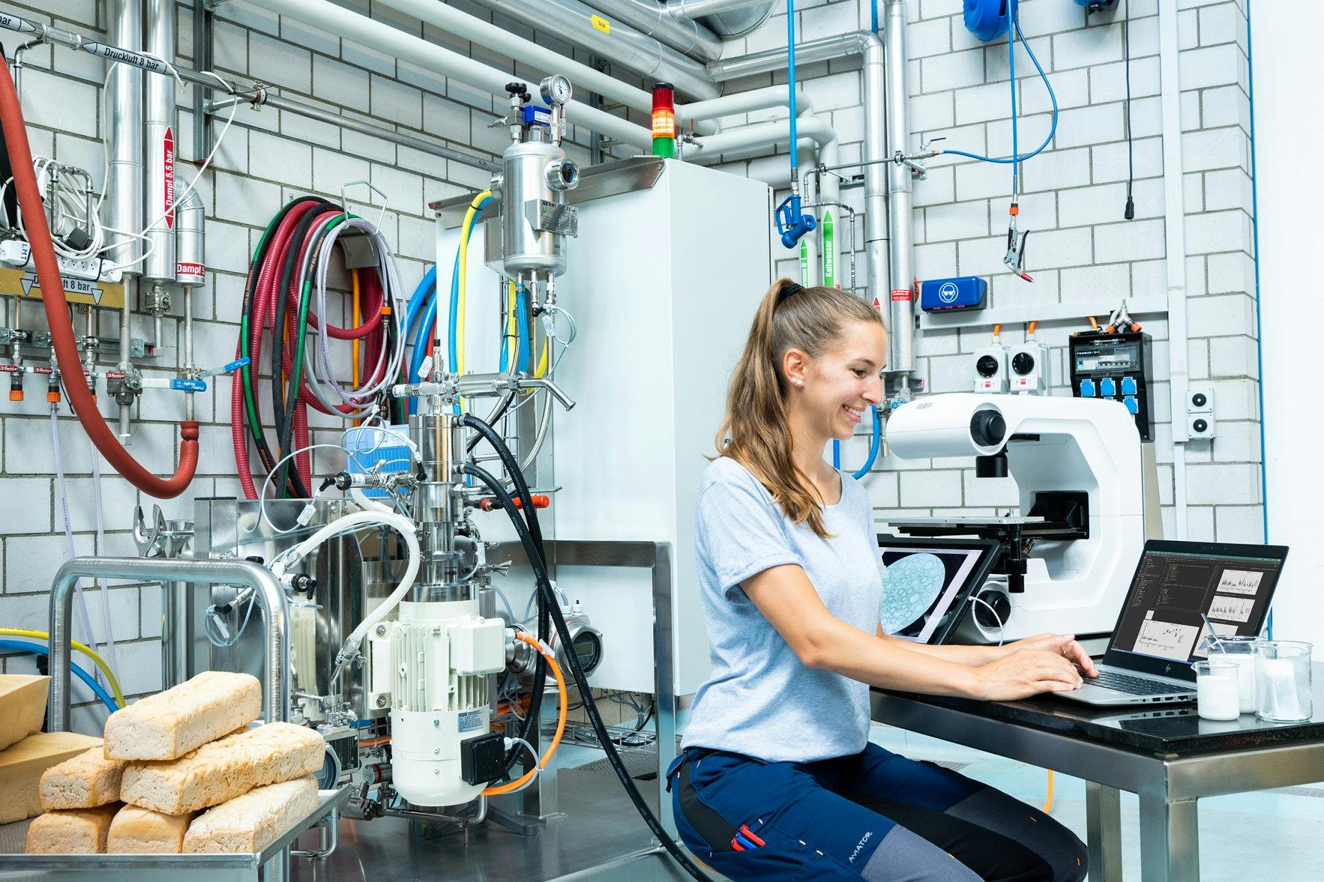 Durch den interdisziplinären Ansatz erlangen die Studierenden hervorragende Kompetenzen, um zentrale Schlüsselfunktionen in den Life Sciences zu übern...