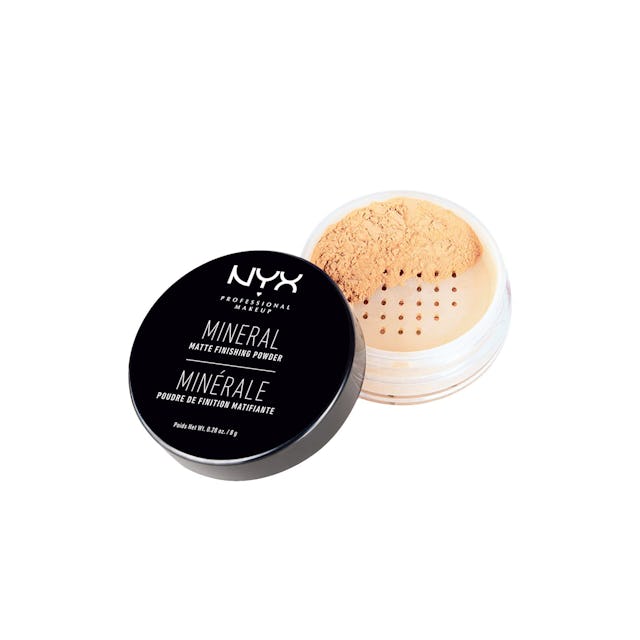 Garantiert bleifrei! NYX Professional Makeup, Matte Finishing Powder, Light/Medium, Fr. 13.90, Import Parfumerie. Garantiert bleifrei! NYX Professional Makeup, Matte Finishing Powder, Light/Medium, Fr. 13.90, Import Parfumerie.
