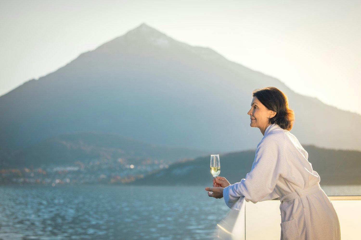 Genussvoll – Die zertifizierte Wellness Destination Interlaken steht ebenso für Erlebnisse in der Natur, wie für Genuss und Gemütlichkeit.