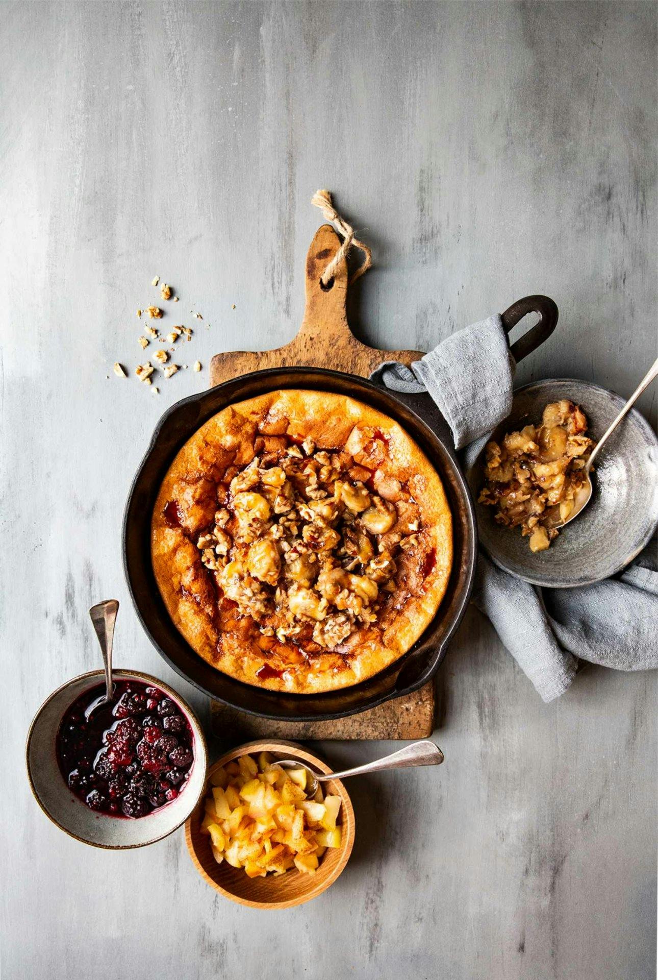 Dutch Baby Dreierlei. Der holländische Pancake aus dem Ofen – mit drei verschiedenen Beilagen.