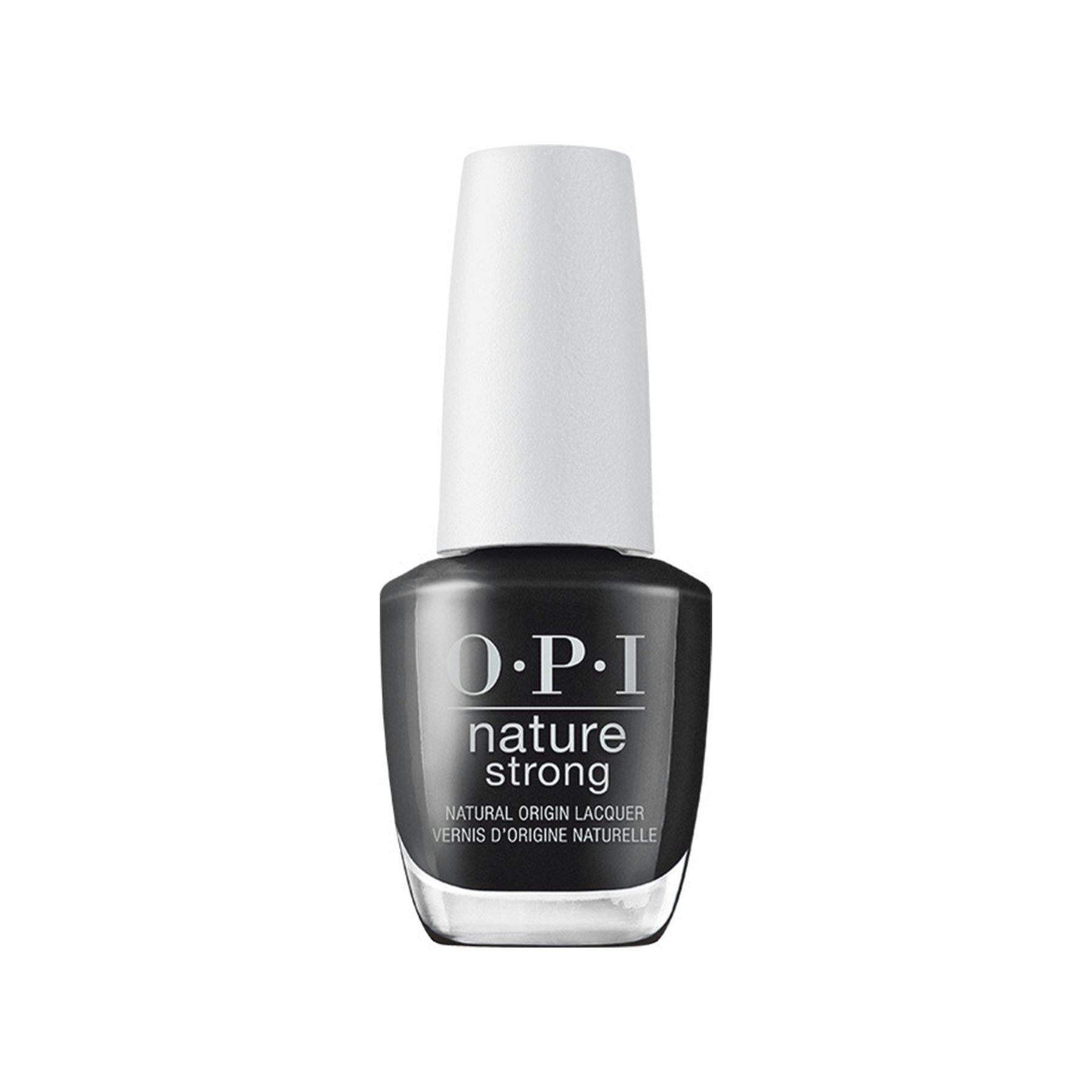 Nero discrezione: Lacca per unghie OPI Nature Strong Onyx Skies, fr. 24.90/15 ml, da Coop City.