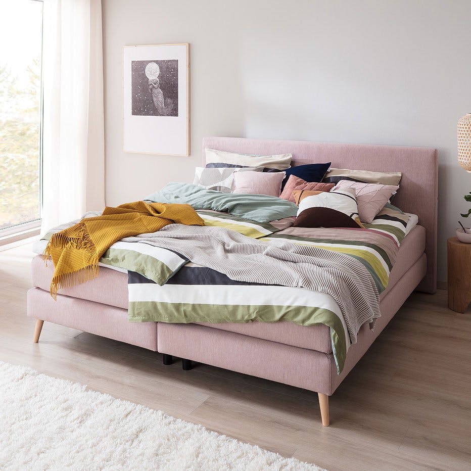 Das Systemboxspringbett Vita ist in diversen Varianten erhältlich .