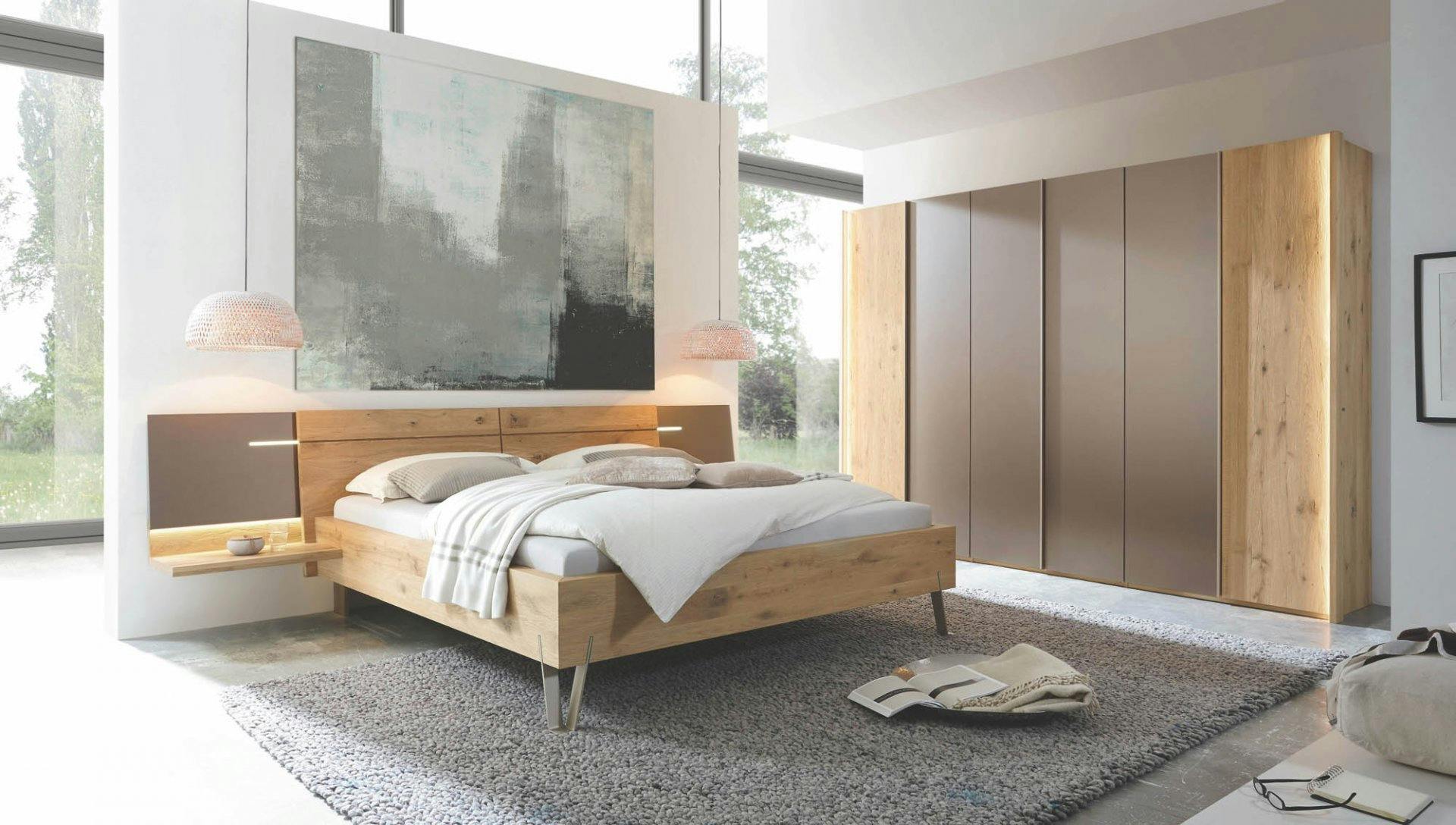 Perfekte handwerkliche Verarbeitung und wertige Ausstrahlung bietet das Bett Cubo.