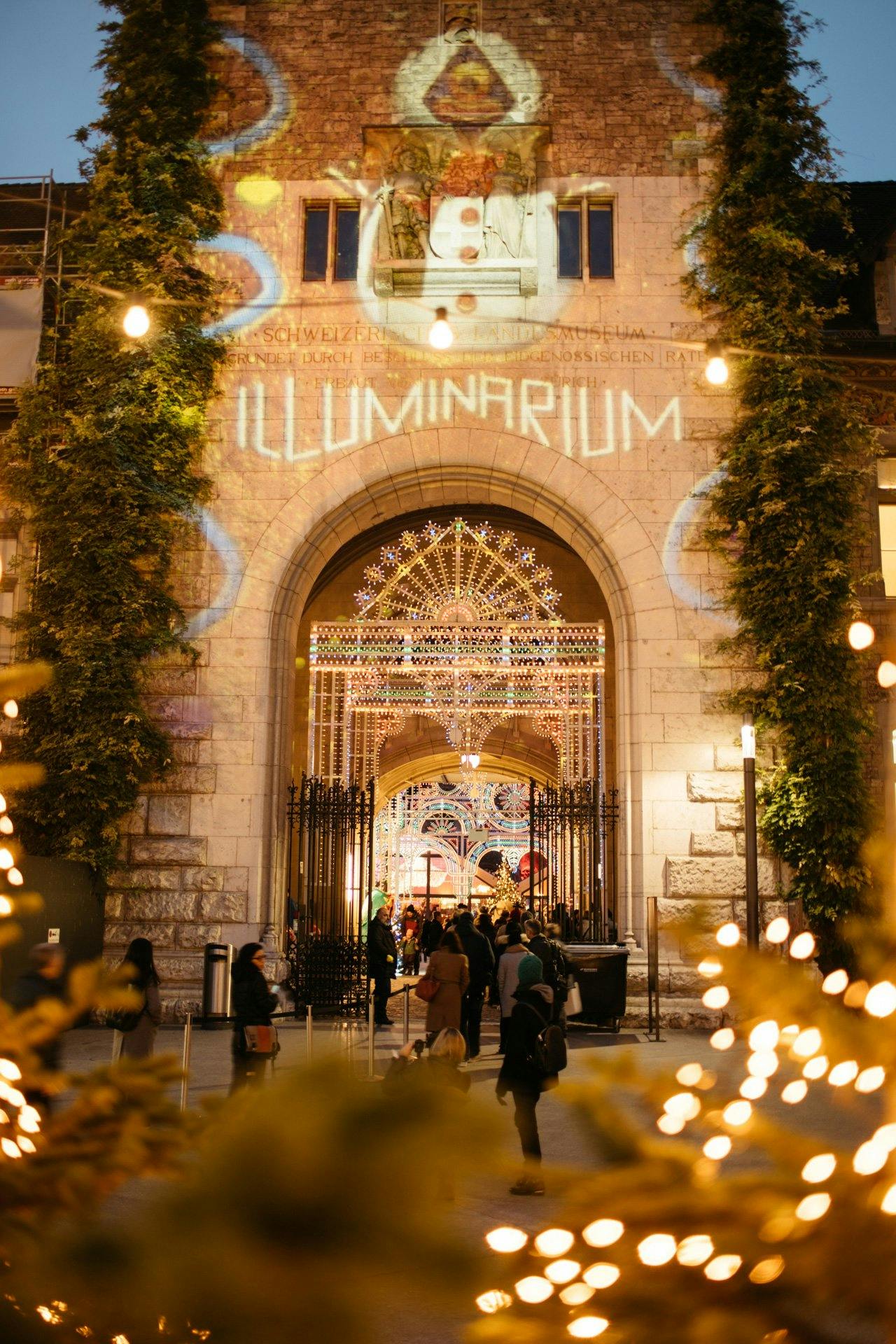 Festliche Lichter zur festlichen Zeit des Jahres: Das Lichterfestival in Zürich.