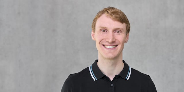 Der renommierte Facharzt Jonathan Redeker betreut für Skinmed die Plastische Chirurgie in Wohlen (AG).