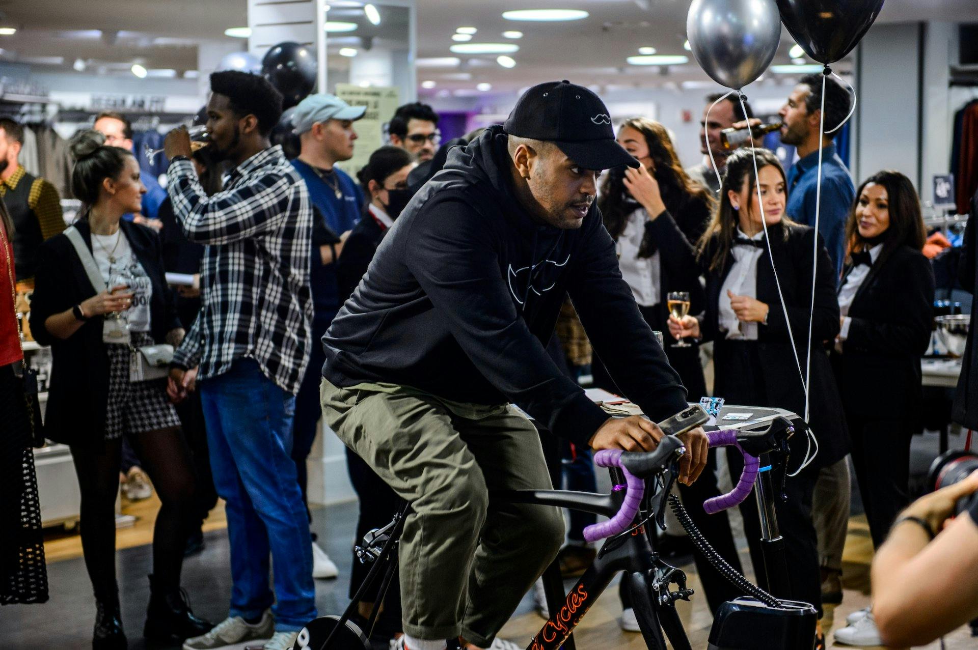On a aussi transpiré pour la bonne cause, grâce à Wahoo Hood Cycles.