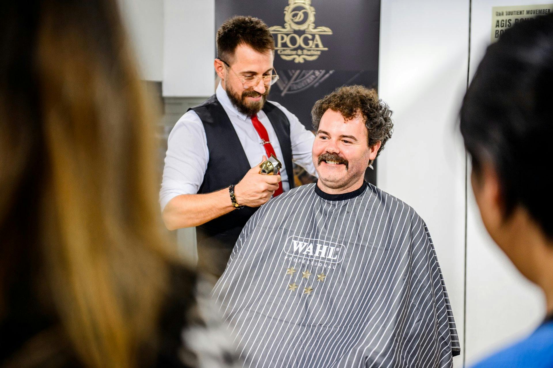 Ça c'est de la moustache!