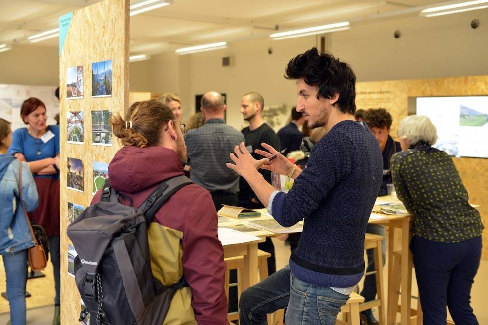 Aménagement d’un lieu, d’un paysage, d’un espace public.