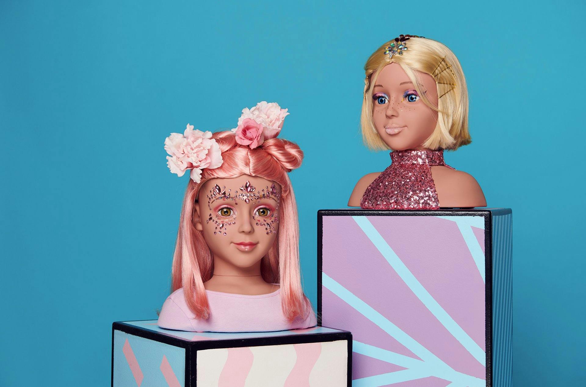 Die Schweizer Marke für Fashion-Toys I’M A GIRLY bietet kreativen Kindern die Möglichkeit mitzugestalten.