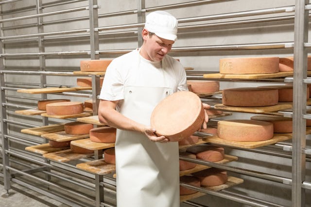 Der sauervergorene Käse «Sura Kees» hat im Montafon eine jahrhundertealte Tradition. Der sauervergorene Käse «Sura Kees» hat im Montafon eine jahrhundertealte Tradition.