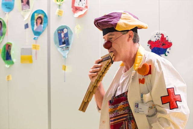 Spenden-Aktion von Jelmoli für die Stiftung Thodora: Der Clown-Doktor besuchte 2500 Kinder im Spital. Spenden-Aktion von Jelmoli für die Stiftung Thodora: Der Clown-Doktor besuchte 2500 Kinder im Spital.