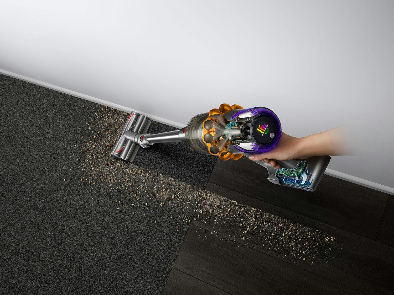 Mit dem Dyson V15 Detect haben die Dyson-Ingenieure den bisher leistungsstärksten und intelligentesten Staubsauger von Dyson entwickelt.