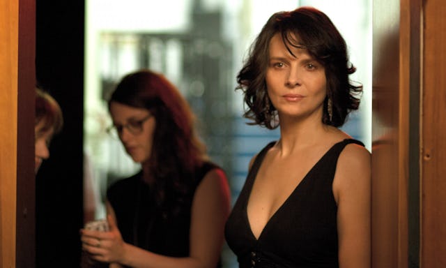 Découvrez Juliette Binoche et d’autres stars internationales sur Play Suisse.