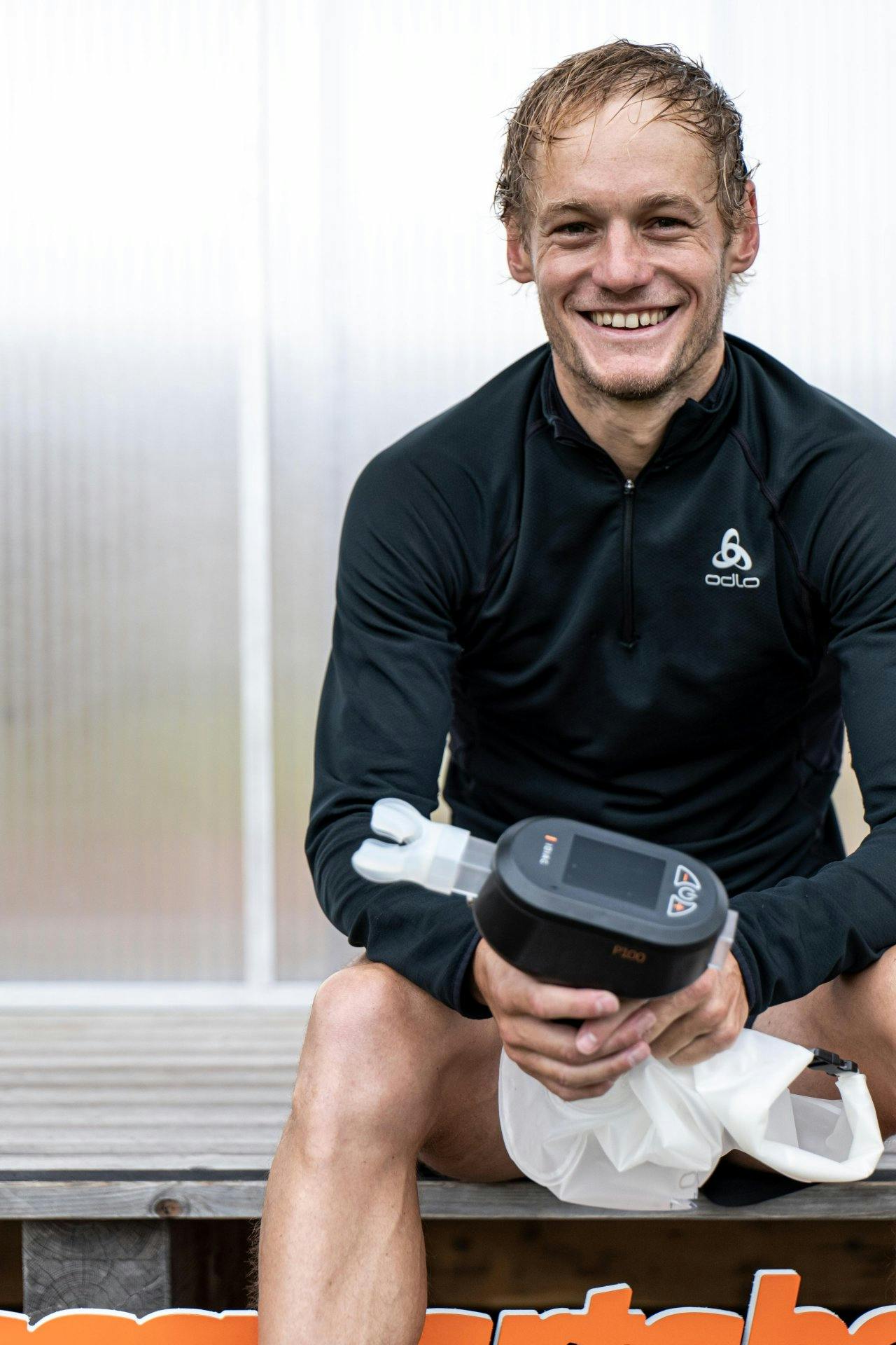 Jan van Berkel, dreifacher Ironman Schweiz Gewinner, setzt auf den Idiag P100.