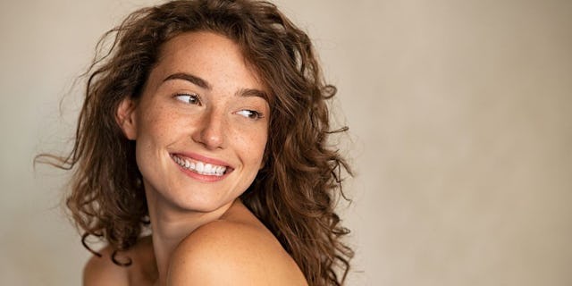 Endlich ein strahlend weisses Lächeln: Diese Produkte helfen.