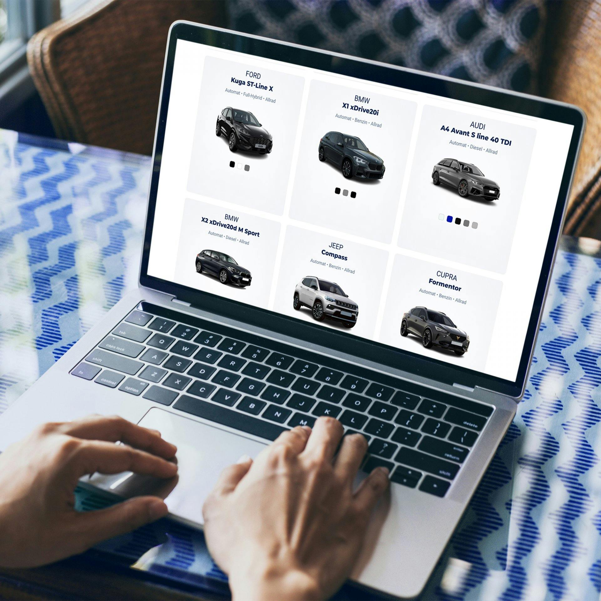 Carvolution bietet über 35 Modelle diverser Marken an. Vom Kleinwagen über den SUV bis hin zur Limousine.