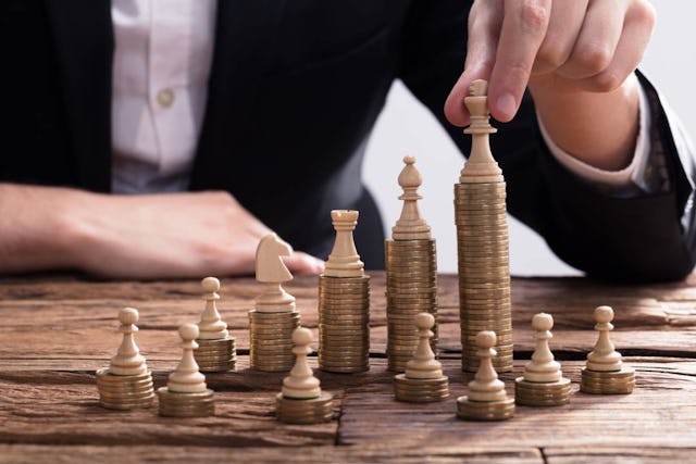 En ces temps incertains, investir peut ressembler à une partie d'échecs.