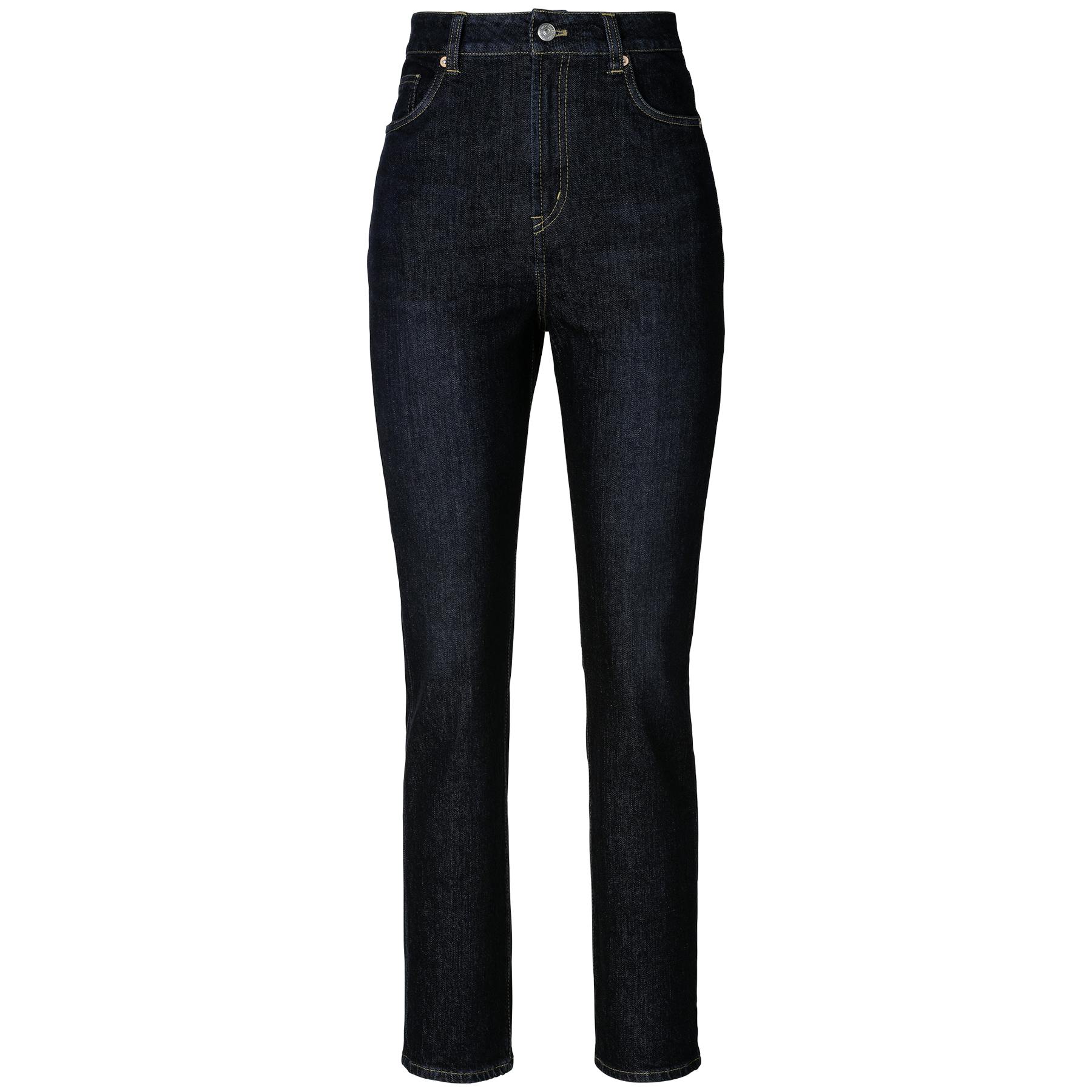 Die dunkle Waschung dieser Jeans macht sie zum Alleskönner für den Alltag: Jeans, 79,90 Franken auf