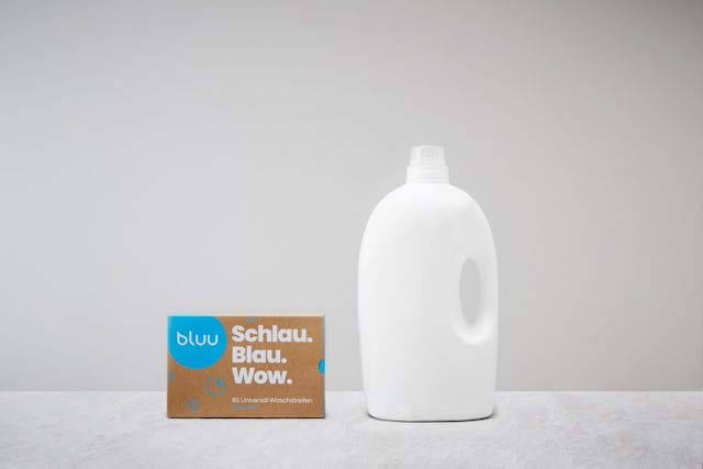 Mit bluu tust du nicht nur deiner Wäsche etwas Gutes, sondern auch der Umwelt. Mit bluu tust du nicht nur deiner Wäsche etwas Gutes, sondern auch der Umwelt.