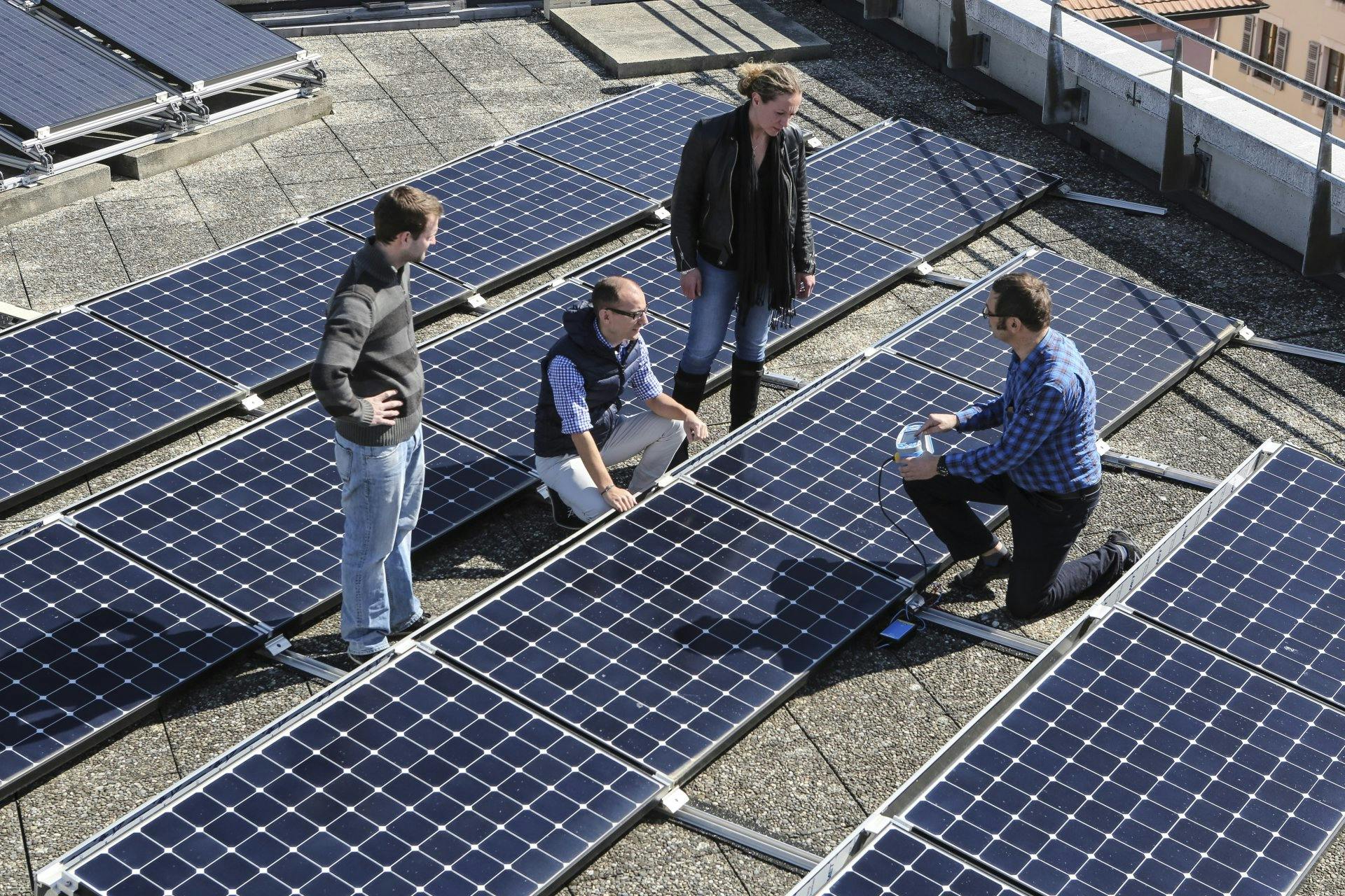 Caractérisation de performance de panneaux solaires.