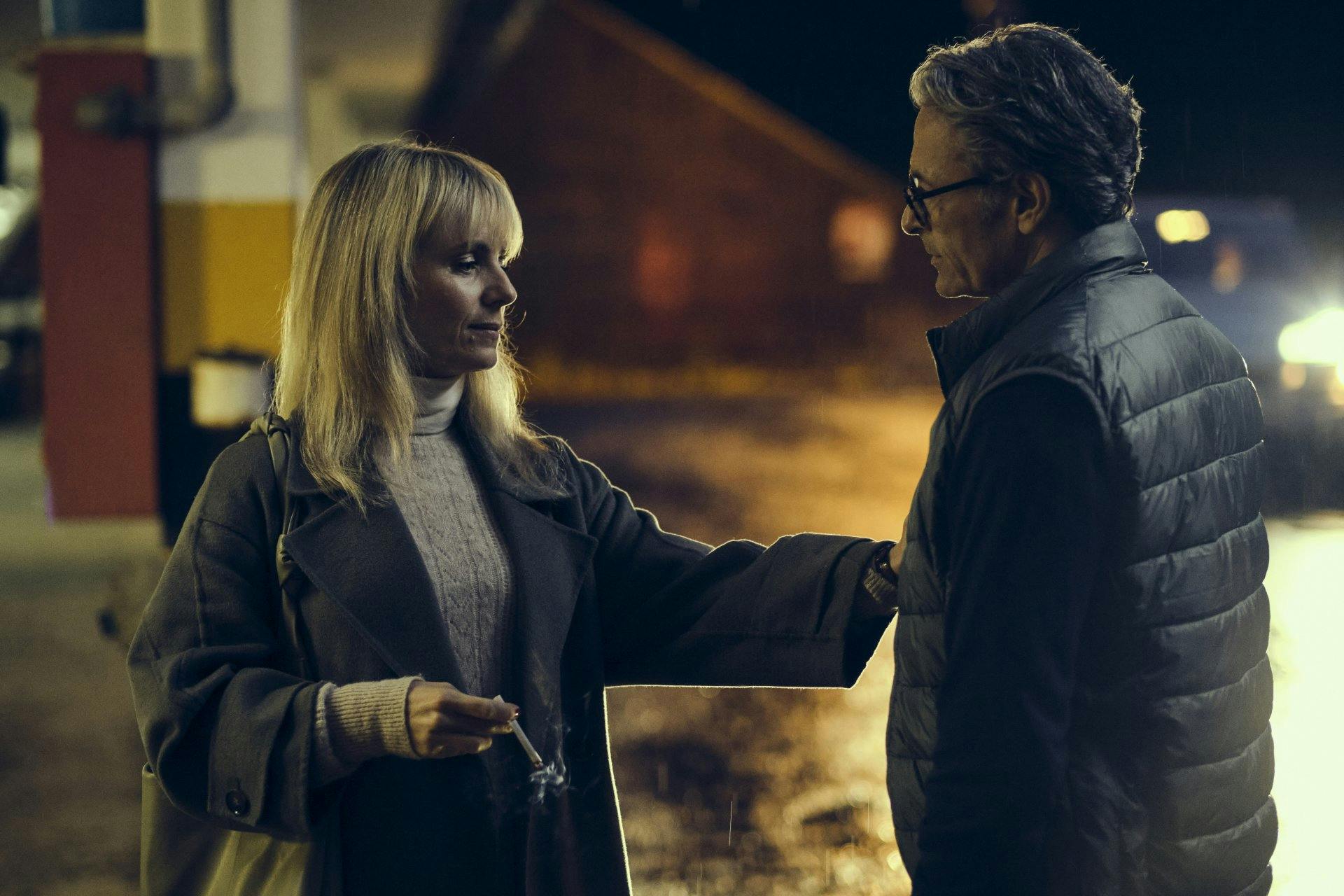 Sur Play Suisse, Anna Pieri Zürcher joue dans «Hors Saison» ainsi que dans le «Tatort».