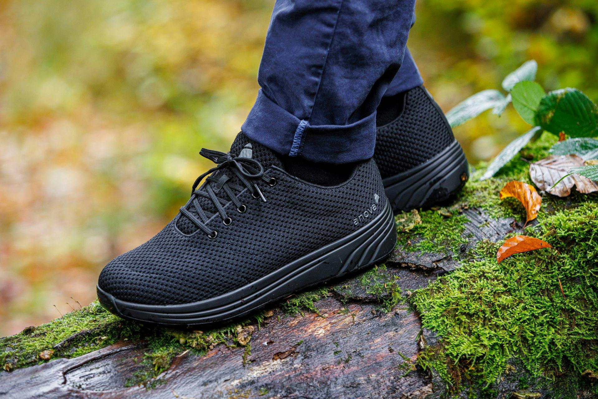 Mit diesem Schuh fühlst Du dich überall wohl: Andrea Black für Damen und Herren.