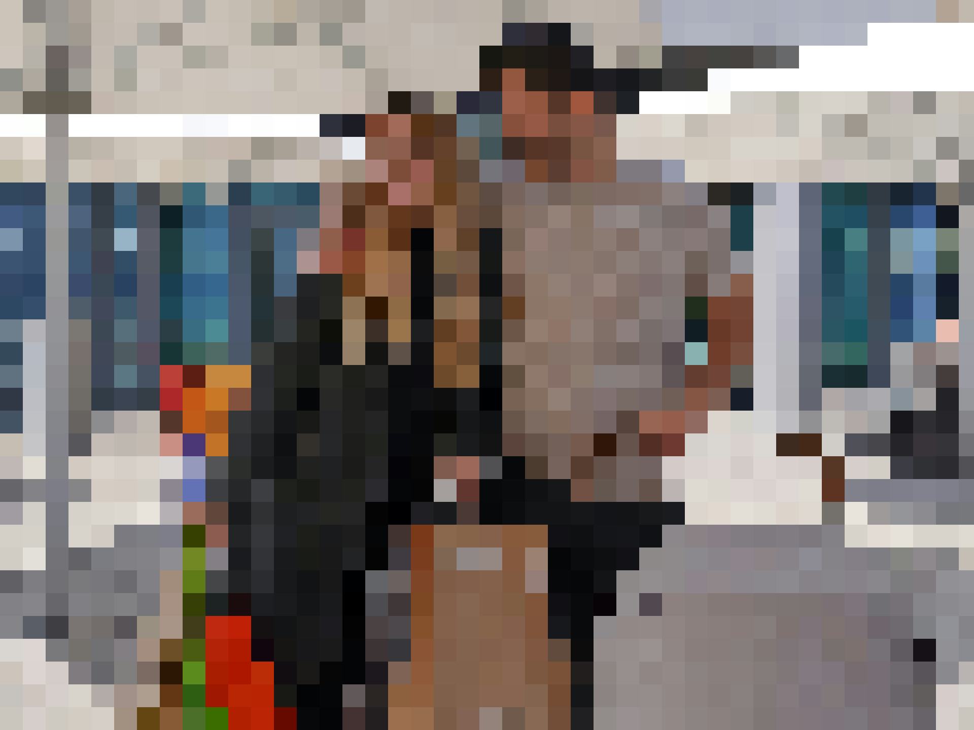 Content Creator Jan Schumacher und seine Partnerin, Unternehmerin und Content Creator Jasmine Kopp, besuchen mit ihrem Sohn Jaden die Mall of Switzerland.