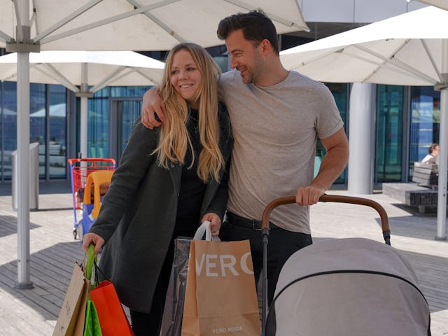 Content Creator Jan Schumacher und seine Partnerin, Unternehmerin und Content Creator Jasmine Kopp, besuchen mit ihrem Sohn Jaden die Mall of Switzerland.