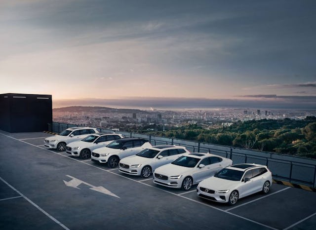 Plug-in & Drive: Bei Hertz gibt es jetzt drei neue Kategorien mit Modellen, die dank Plug-in-Hybridtechnologie auch längere Distanzen rein elektrisch zurücklegen können.