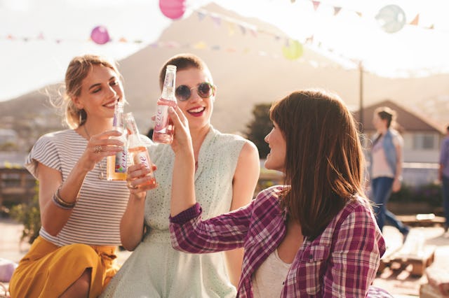 Cheers auf einen erfrischenden Sommer mit Eve!