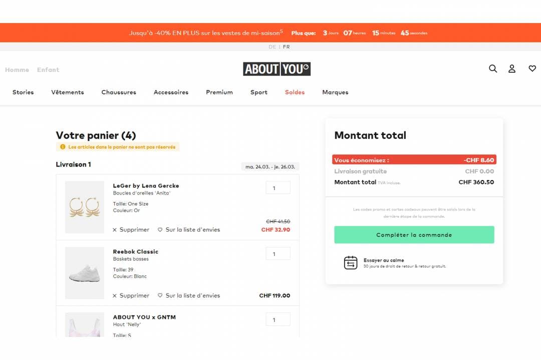 Effectue tes réservations ou tes achats comme d’habitude.