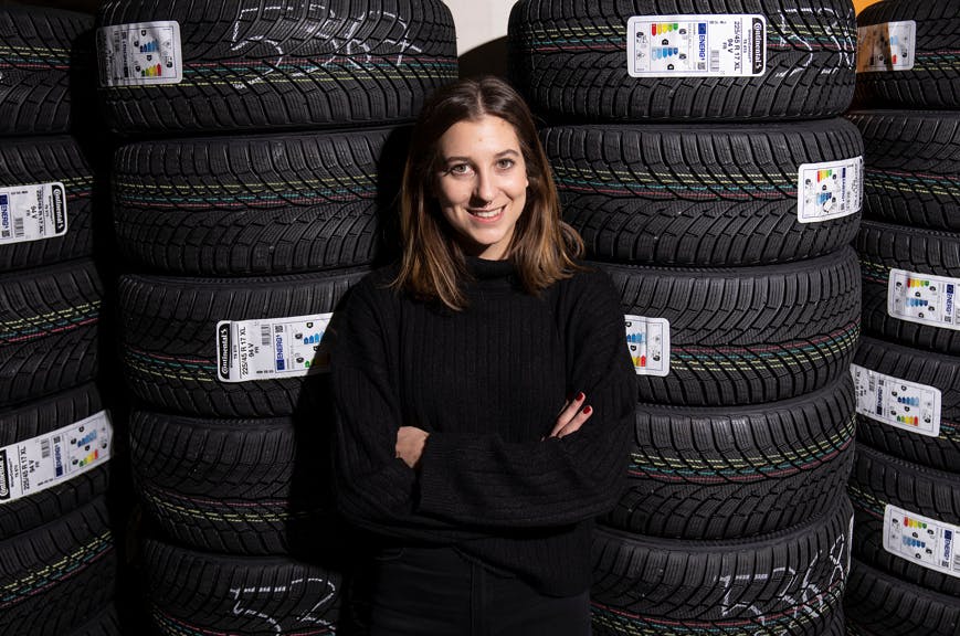 Mitgründerin und CMO Léa Miggiano am Hauptsitz in Bannwil.