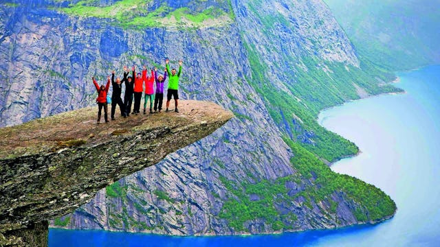 Erleben Sie unvergessliche Aktivferien mit Baumeler Reisen.