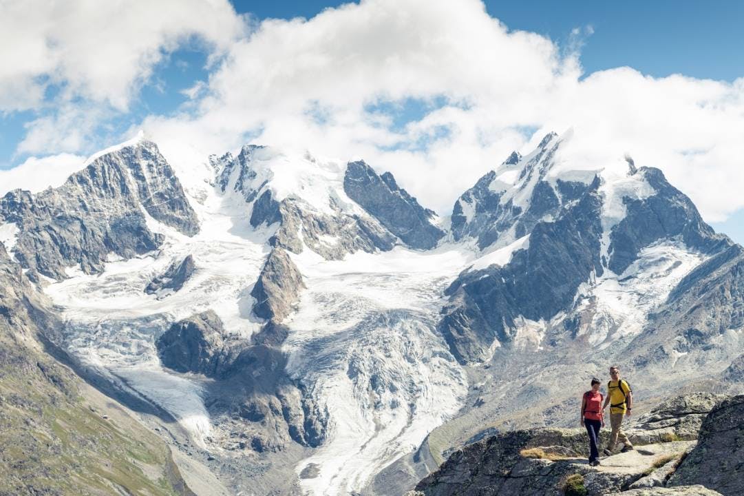 Fanstastischer Ausblick auf den Morteratschgletscher und die Bernina-Gruppe. Der Piz Bernina ist übrigens mit 4049 m ü. M. der höchste Berg der Ostalp...