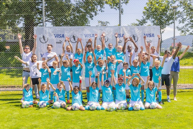 Des visages radieux et un véritable esprit d’équipe, c’est ça, le camp de football de Ramona Bachmann.