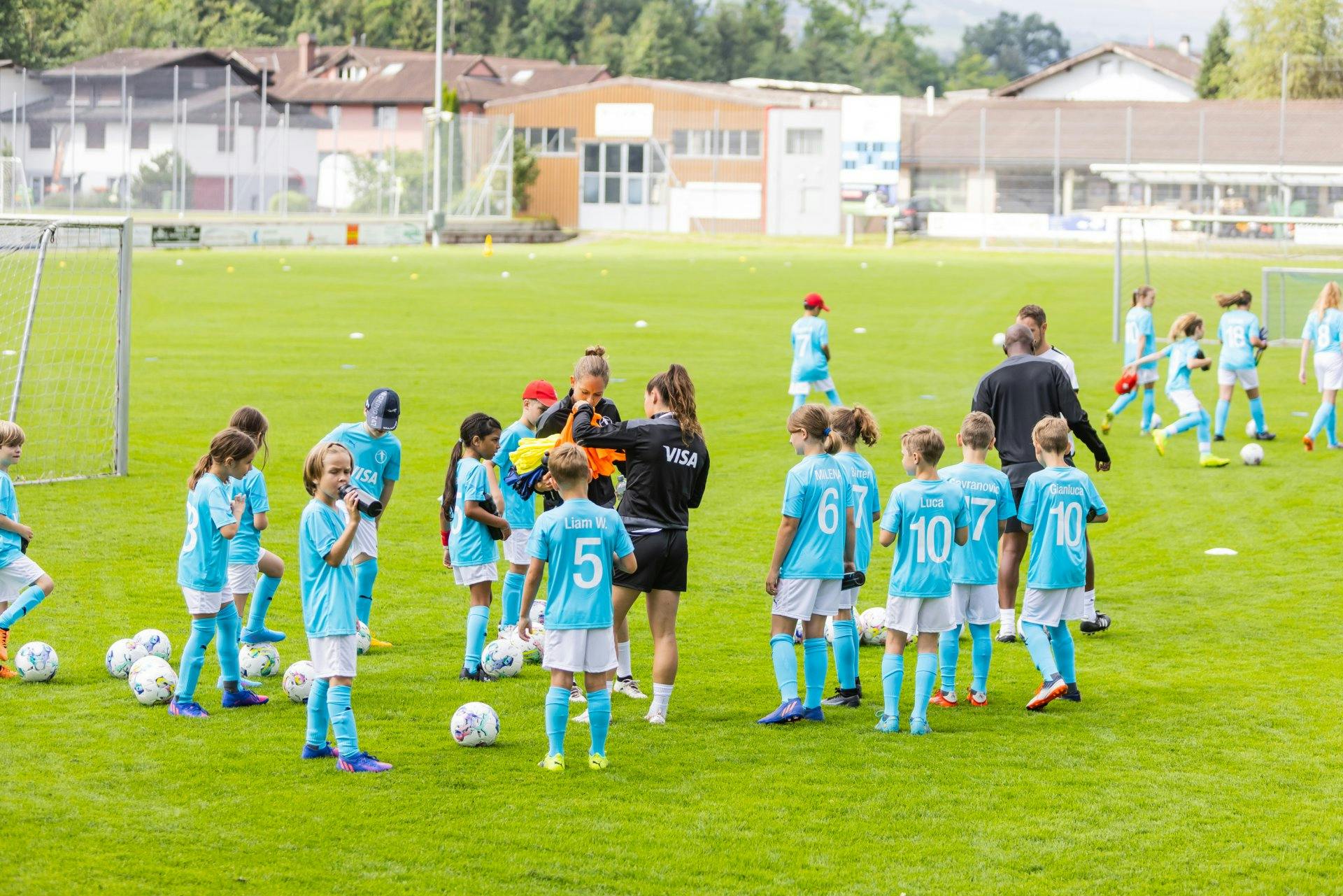 Ob Mädchen oder Jungen – für Ramona Bachmann zählt einzig und alleine der Sportsgeist.