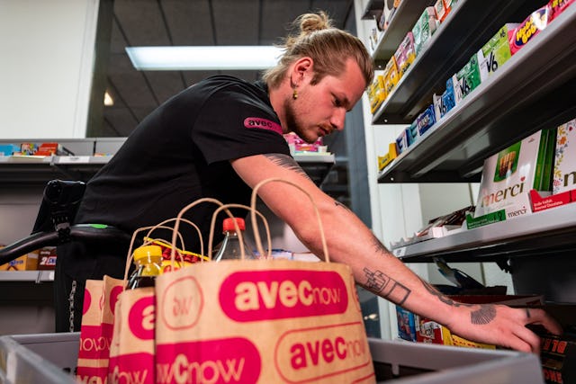 avec now: Lebensmittel innert 15 Minuten direkt zu dir nach Hause geliefert.