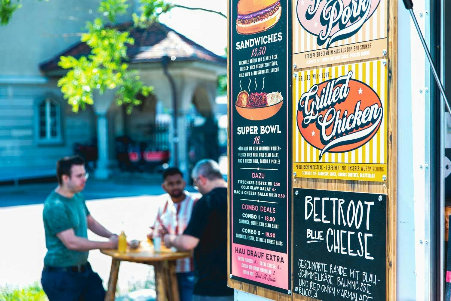 …doch hinter dem Design und den Menüs stehen weitgehend heimische Produkte. Das ist den Firechefs doppelt wichtig.